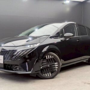 2025 Nissan Aura black gasoline used car Japan export