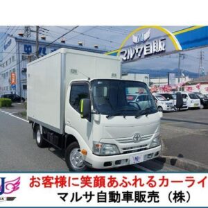 2012 Toyota Dyna Truck white diesel used car Japan export