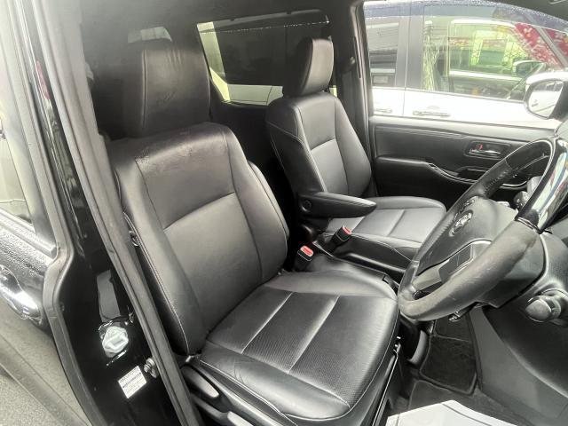 Ref:AUX-24170258 TOYOTA ESQUIRE 2019 8 Ref:AUX-24170258 TOYOTA ESQUIRE 2019 - Image 8