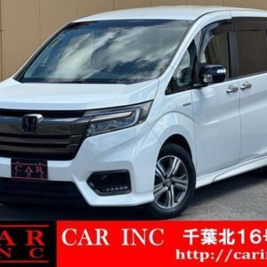 2019 Honda Stepwagon Spada pearl hybrid used car Japan export
