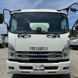 2023 Isuzu Forward white diesel used car Japan export