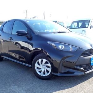 2023 Toyota Yaris black gasoline used car Japan export