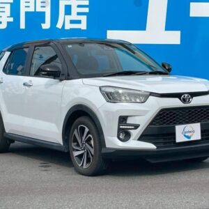 2022 Toyota Raize pearl gasoline used car Japan export