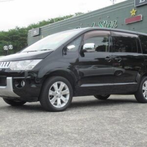 2013 Mitsubishi Delica D:5 black diesel used car Japan export
