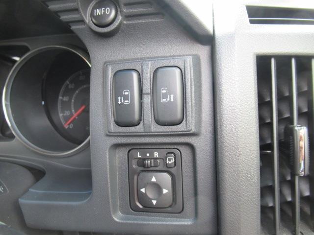 Ref:AUX-24184912 MITSUBISHI DELICA D:5 2013 8 Ref:AUX-24184912 MITSUBISHI DELICA D:5 2013 - Image 8