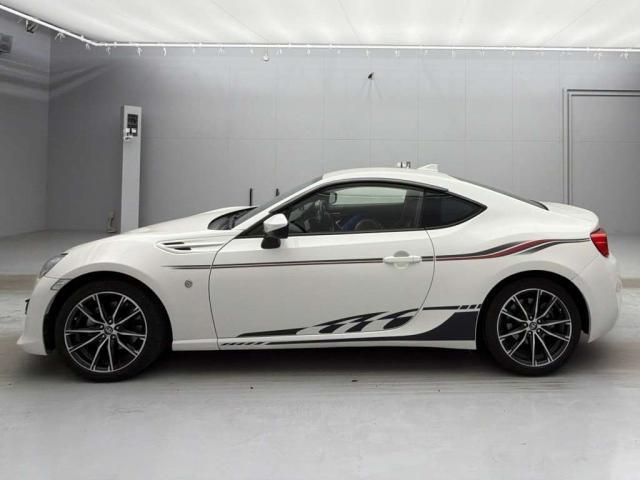 Ref:AUX-24185211 TOYOTA 86 2017 8 Ref:AUX-24185211 TOYOTA 86 2017 - Image 8