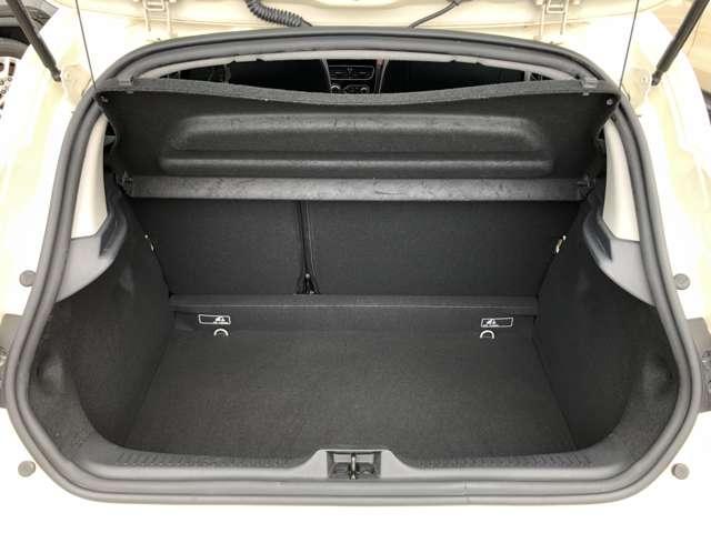 Ref:AUX-24185792 RENAULT LUTECIA 2017 14 Ref:AUX-24185792 RENAULT LUTECIA 2017 - Image 14