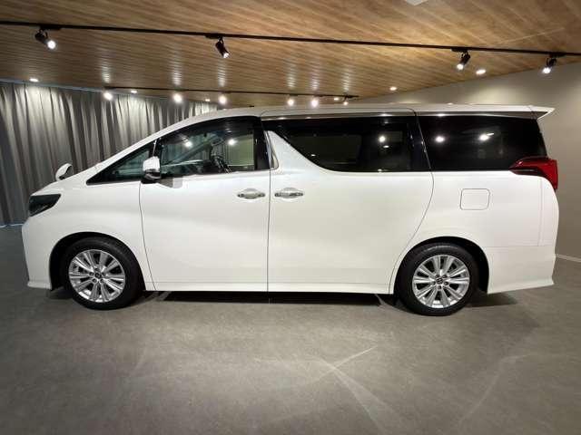 Ref:AUX-24198790 TOYOTA ALPHARD 2020 12 Ref:AUX-24198790 TOYOTA ALPHARD 2020 - Image 12