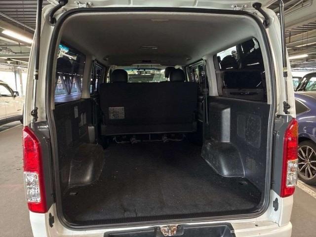 Ref:AUX-24199023 TOYOTA HIACE VAN 2016 3 Ref:AUX-24199023 TOYOTA HIACE VAN 2016 - Image 3