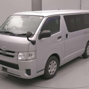 2019 Toyota Hiace Van silver diesel used car Japan export