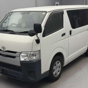 2019 Toyota Hiace Van white diesel used car Japan export