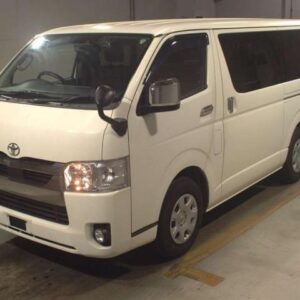 2020 Toyota Hiace Van white diesel used car Japan export