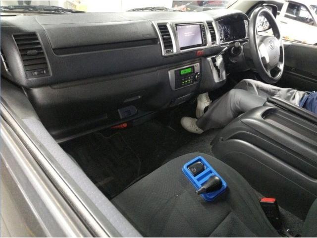 Ref:AUX-24199641 TOYOTA HIACE VAN 2017 4 Ref:AUX-24199641 TOYOTA HIACE VAN 2017 - Image 4