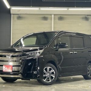 2020 Toyota Noah black gasoline used car Japan export
