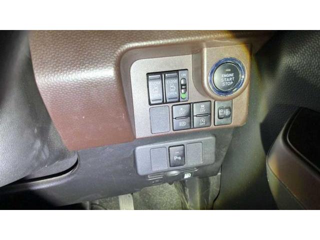 Ref:AUX-24204774 TOYOTA ROOMY 2019 10 Ref:AUX-24204774 TOYOTA ROOMY 2019 - Image 10