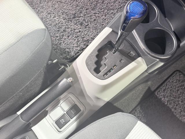 Ref:AUX-24217040 TOYOTA AQUA 2012 16 Ref:AUX-24217040 TOYOTA AQUA 2012 - Image 16