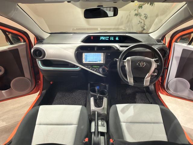 Ref:AUX-24217040 TOYOTA AQUA 2012 3 Ref:AUX-24217040 TOYOTA AQUA 2012 - Image 3