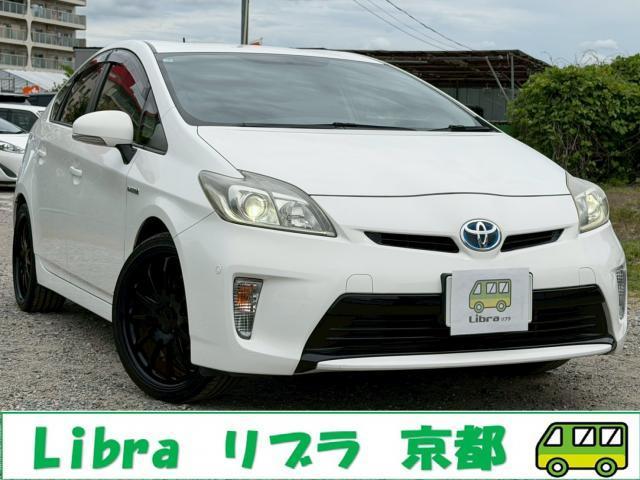 Ref:AUX-24218623 TOYOTA PRIUS 2012 1 2012 Toyota Prius white hybrid used car Japan export