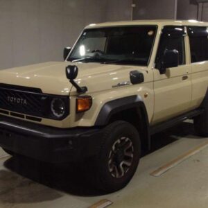 2025 Toyota Land Cruiser 70 green diesel used car Japan export