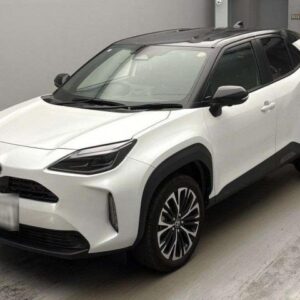 2025 Toyota Yaris Cross pearl gasoline used car Japan export