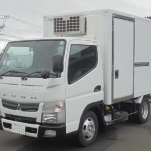 2017 Mitsubishi Fuso Canter white diesel used car Japan export