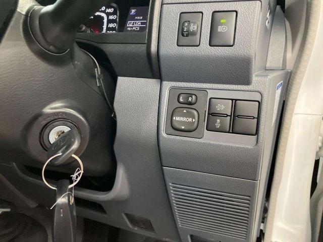Ref:AUX-24224419 TOYOTA LAND CRUISER 70 2026 4 Ref:AUX-24224419 TOYOTA LAND CRUISER 70 2026 - Image 4
