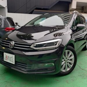 2018 Volkswagen Golf Touran black gasoline used car Japan export