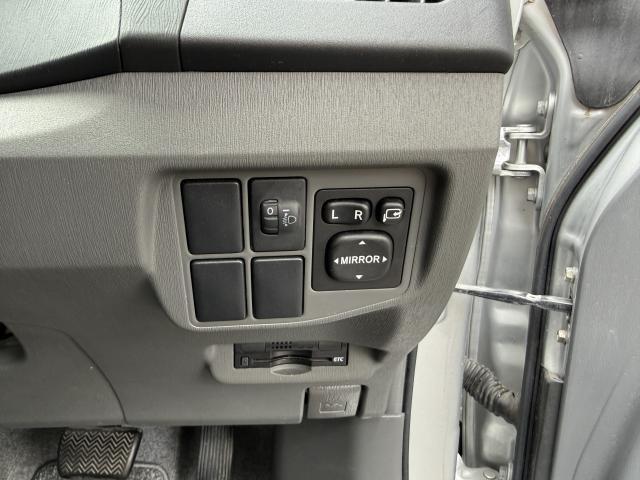 Ref:AUX-24224450 TOYOTA PRIUS 2010 18 Ref:AUX-24224450 TOYOTA PRIUS 2010 - Image 18