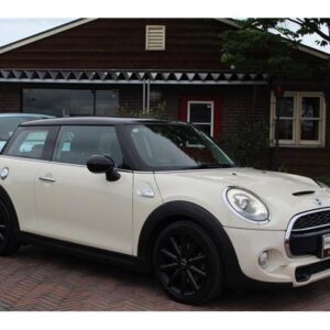 2018 Mini Mini white gasoline used car Japan export