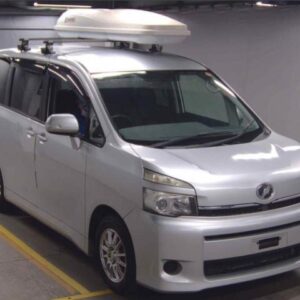 2012 Toyota Voxy silver gasoline used car Japan export