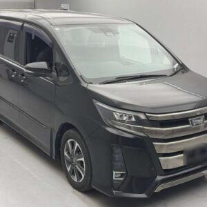 2018 Toyota Noah black gasoline used car Japan export