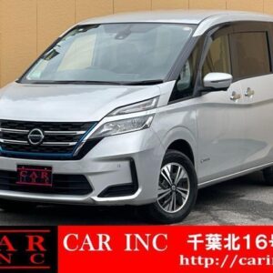 2021 Nissan Serena silver hybrid used car Japan export