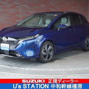 2022 Nissan Aura blue gasoline used car Japan export
