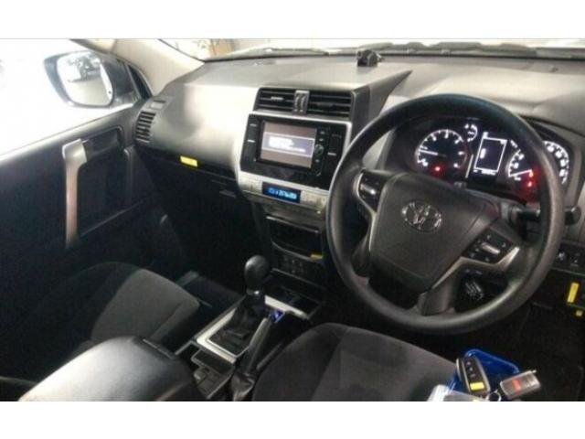 Ref:AUX-24244990 TOYOTA LAND CRUISER PRADO 2018 3 Ref:AUX-24244990 TOYOTA LAND CRUISER PRADO 2018 - Image 3