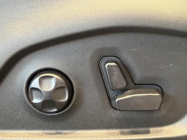 Ref:AUX-24245885 CHRYSLER JEEP JEEP COMMANDER 2025 10 Ref:AUX-24245885 CHRYSLER JEEP JEEP COMMANDER 2025 - Image 10