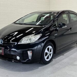 2013 Toyota Prius black hybrid used car Japan export