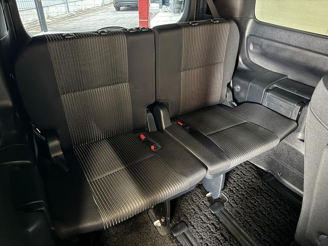 Ref:AUX-24254247 TOYOTA VOXY 2018 11 Ref:AUX-24254247 TOYOTA VOXY 2018 - Image 11