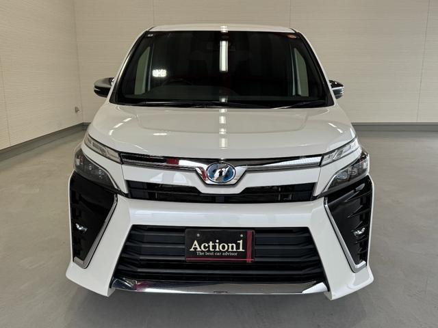 Ref:AUX-24254247 TOYOTA VOXY 2018 3 Ref:AUX-24254247 TOYOTA VOXY 2018 - Image 3