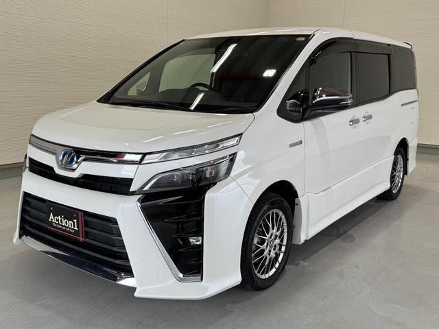 Ref:AUX-24254247 TOYOTA VOXY 2018 1 2018 Toyota Voxy pearl hybrid used car Japan export