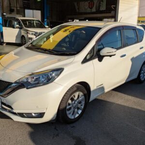 2017 Nissan Note pearl hybrid used car Japan export