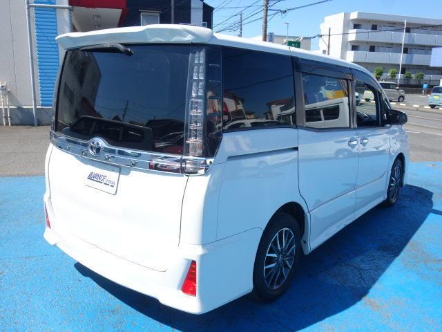 Ref:AUX-24259337 TOYOTA VOXY 2016 4 Ref:AUX-24259337 TOYOTA VOXY 2016 - Image 4
