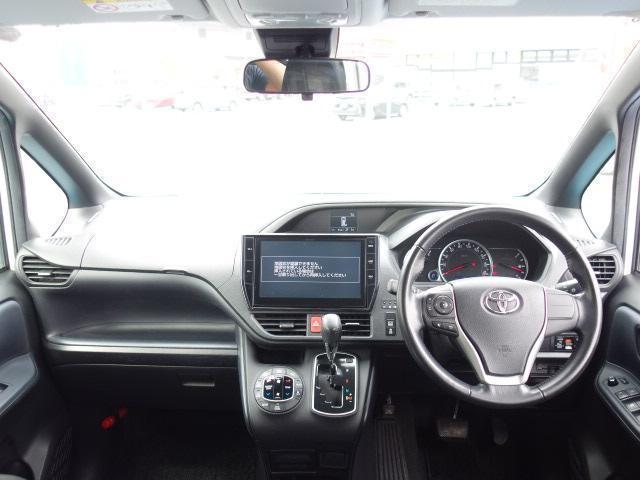 Ref:AUX-24259337 TOYOTA VOXY 2016 10 Ref:AUX-24259337 TOYOTA VOXY 2016 - Image 10