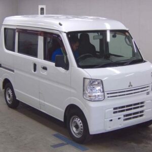 2018 Mitsubishi Minicab Van white gasoline used car Japan export