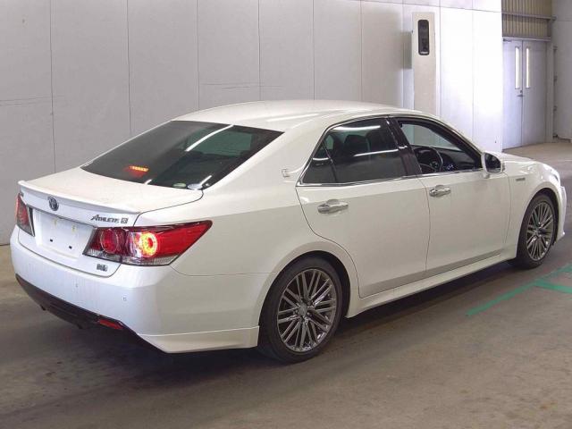 Ref:AUX-24259909 TOYOTA CROWN HYBRID 2017 6 Ref:AUX-24259909 TOYOTA CROWN HYBRID 2017 - Image 6