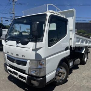 2021 Mitsubishi Fuso Canter white diesel used car Japan export
