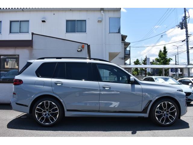 Ref:AUX-24260232 BMW X7 2025 4 Ref:AUX-24260232 BMW X7 2025 - Image 4