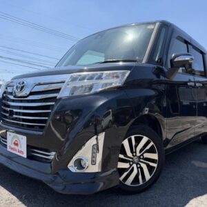 2017 Toyota Roomy black gasoline used car Japan export