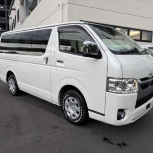 2021 Toyota Hiace Van pearl diesel used car Japan export