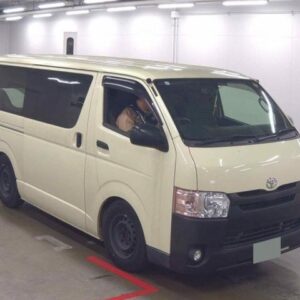 2017 Toyota Hiace Van yellow diesel used car Japan export