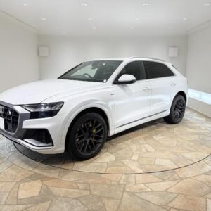 2019 Audi Q8 white gasoline used car Japan export